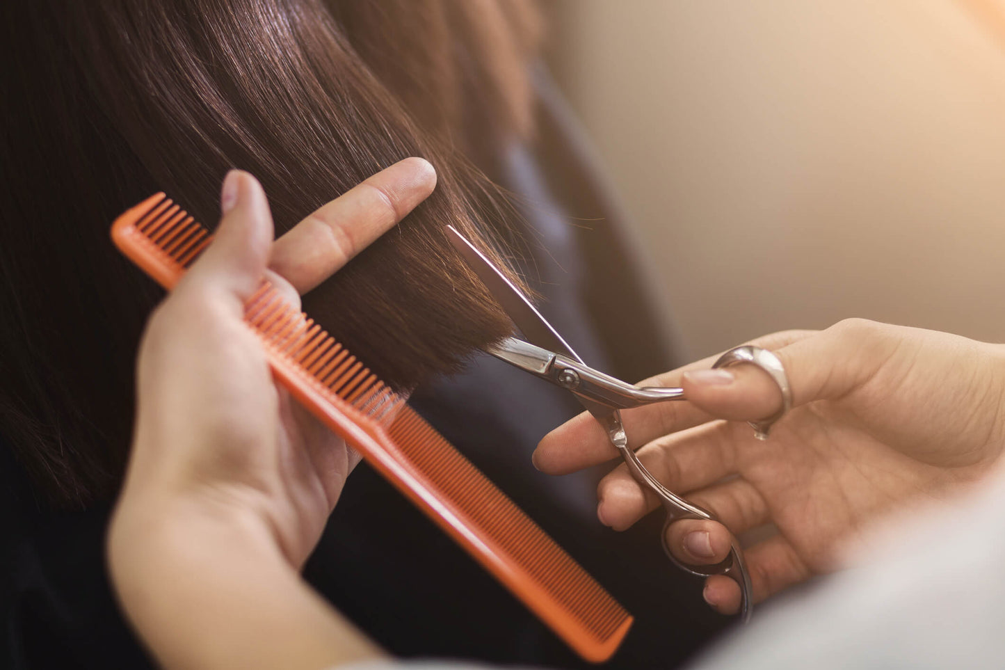 ¿Con qué frecuencia hay que cortarse el cabello? Lo que debes tomar en cuenta antes de hacerlo.