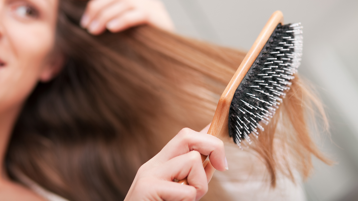 El cepillo de cabello